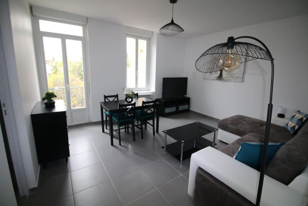 Narbonne : Super Appartement De Qualite Exterior foto